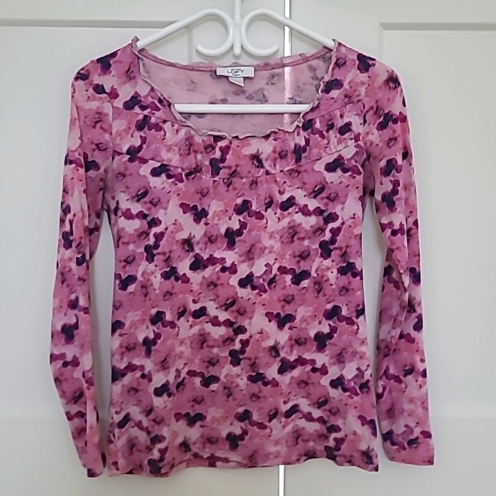 LAST DAY. Ann Talor LOFT petites Top.  SizeSP